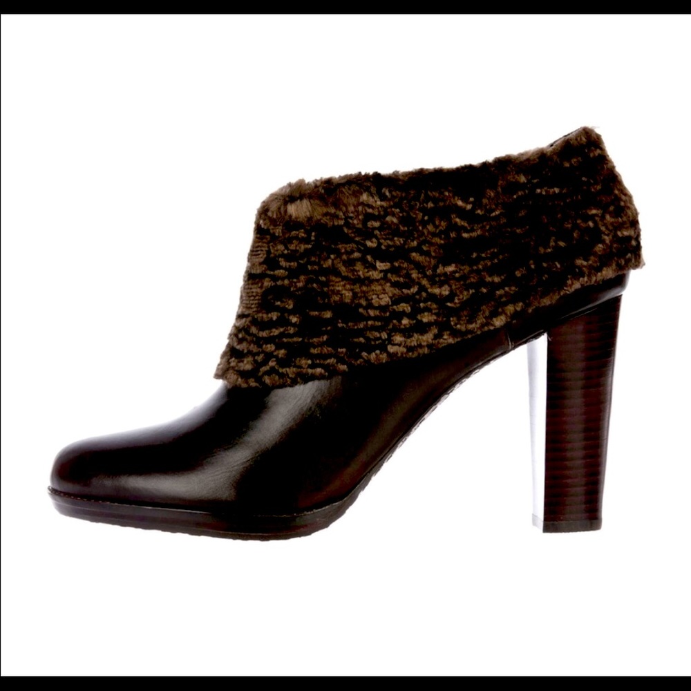 Calvin Klein ‘PAM’ brown leather & brown Shearling trimmed ankle booties size 10